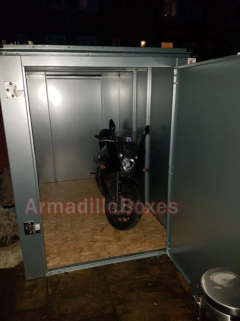 Fatboy with motorcycle to one side